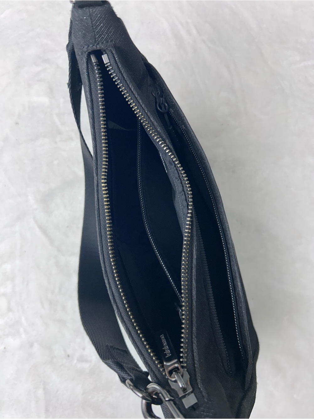 lululemon athletica City Essentials Small Black Sparkle Shoulder Bag - Picture 7 of 12